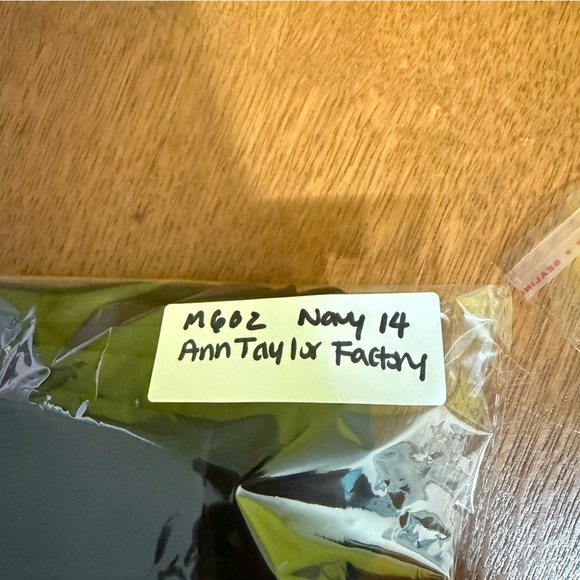 Ann Taylor Factory Navy Blue Pencil Skirt Size 14 Office Career Suit - Picture 9 of 9